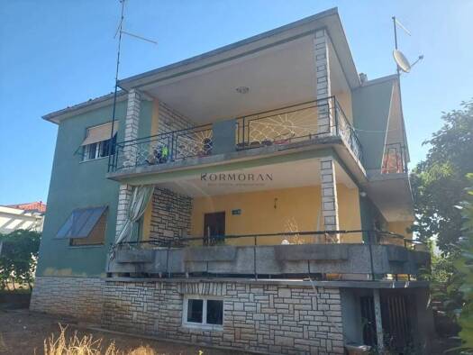 Haus zum Kauf 550.000 € 7 Zimmer 250 m² Umag