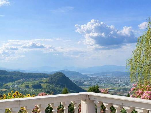 Haus zum Kauf 2.970.000 € 9 Zimmer 630 m² 2.736 m² Grundstück Ebenthal 9065