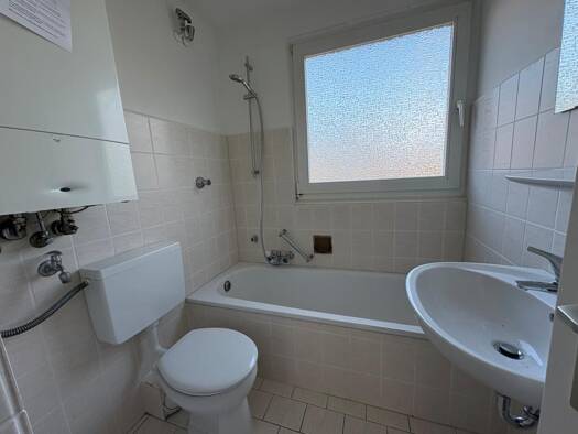 Wohnung zur Miete 311 € 2 Zimmer 41,3 m² 2. Geschoss Marienburger Straße 26 Bant Wilhelmshaven 26389