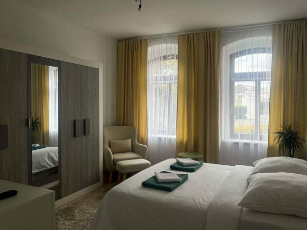 Mehrfamilienhaus zum Kauf - Erstbezug 785.000 € 14 Zimmer 315 m² 300 m² Grundstück Reichenbach Reichenbach im Vogtland 08468