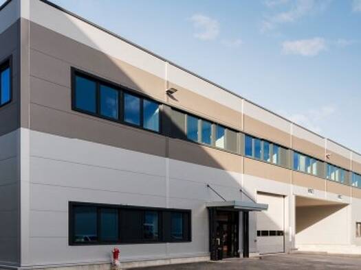 Lagerhalle zur Miete - Erstbezug provisionsfrei 27.600 m² Lagerfläche teilbar ab 4.000 m² Bad Oldesloe 23843