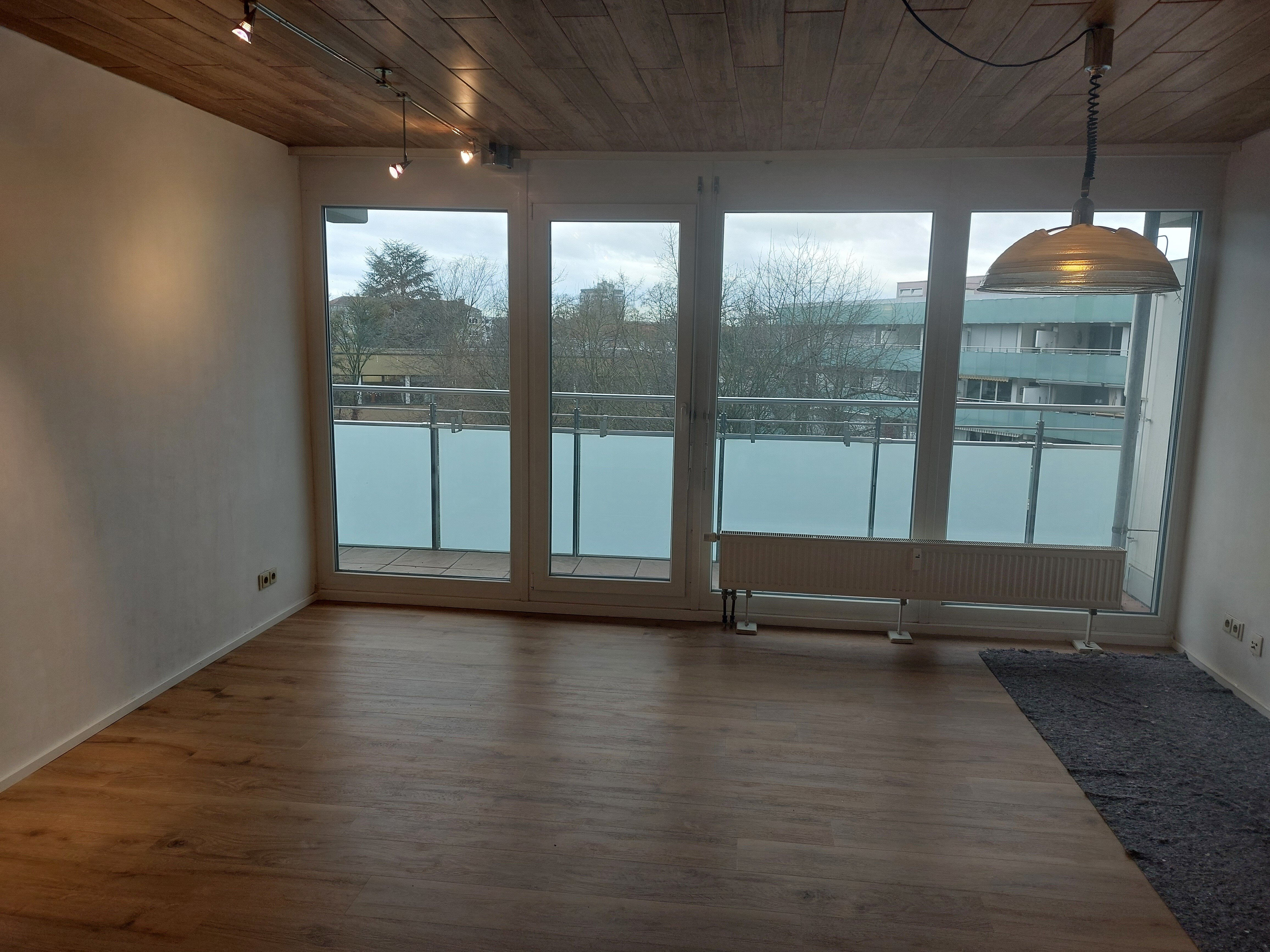 Wohnung zur Miete 860 € 3 Zimmer 86 m²<br/>Wohnfläche 3.<br/>Geschoss ab sofort<br/>Verfügbarkeit Bayernstraße Österreicher Kolonie Aschaffenburg 63739