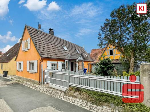 Einfamilienhaus zum Kauf 95.000 € 5 Zimmer 100 m² 176 m² Grundstück Martinsheim Martinsheim 97340