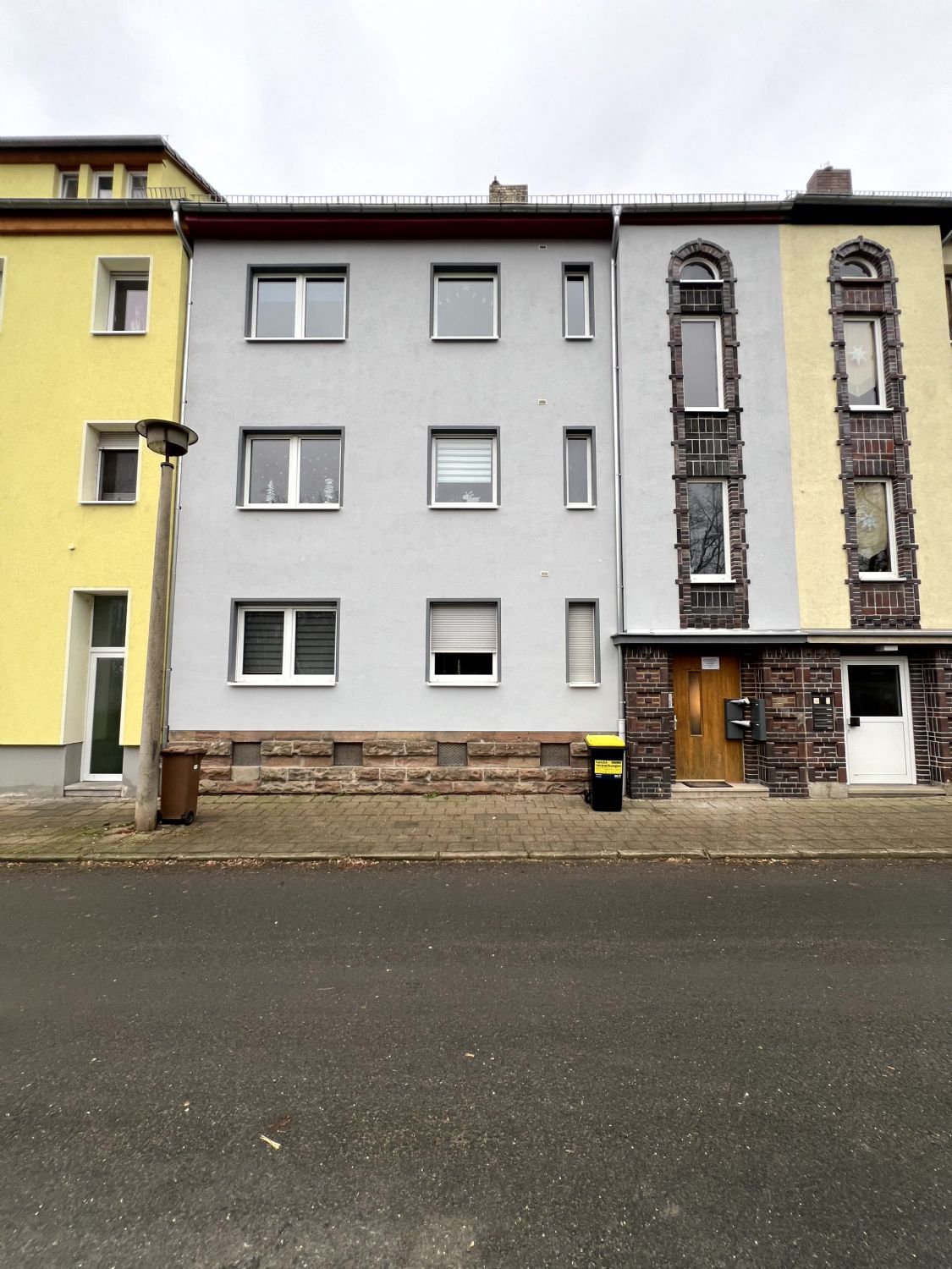 Mehrfamilienhaus zum Kauf provisionsfrei 630.000 € 325 m²<br/>Wohnfläche 227 m²<br/>Grundstück Freiligrathstraße 1 Merseburg Merseburg 06217