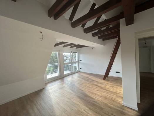 Wohnung zur Miete 950 € 1 Zimmer 68,7 m² Geschoss 2/3 frei ab sofort Steinplattenweg 12 Steinplatte Östliche Außenstadt 90491