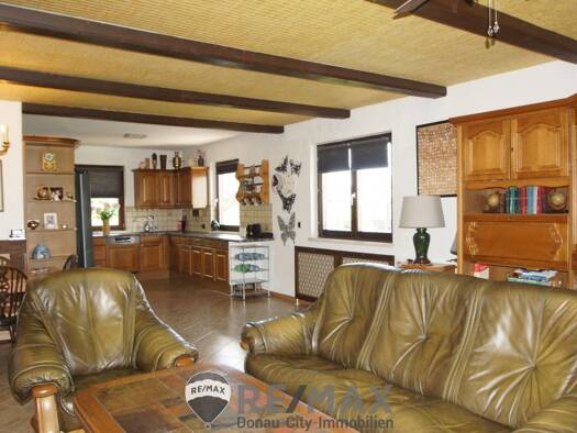Einfamilienhaus zum Kauf 559.000 € 7 Zimmer 280 m² 605 m² Grundstück Oberolberndorf 2000