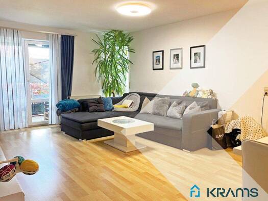 Wohnung zur Miete 695 € 2 Zimmer 63,3 m² 1. Geschoss frei ab 15.01.2026 Hohbuch Reutlingen 72762