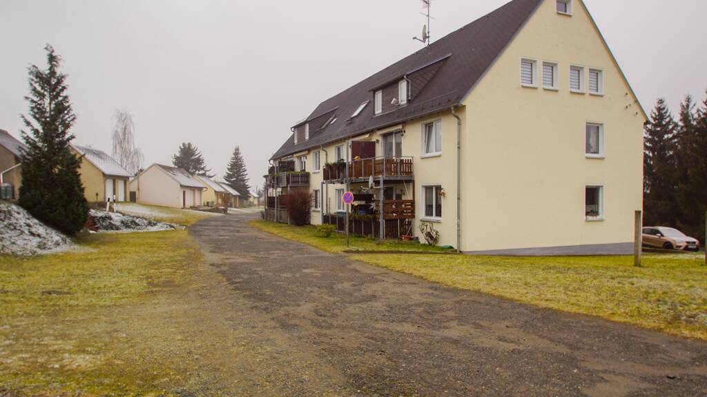 Sonstiges zum Kauf als Kapitalanlage geeignet 160.000 € 381 m² Pöhl 08543