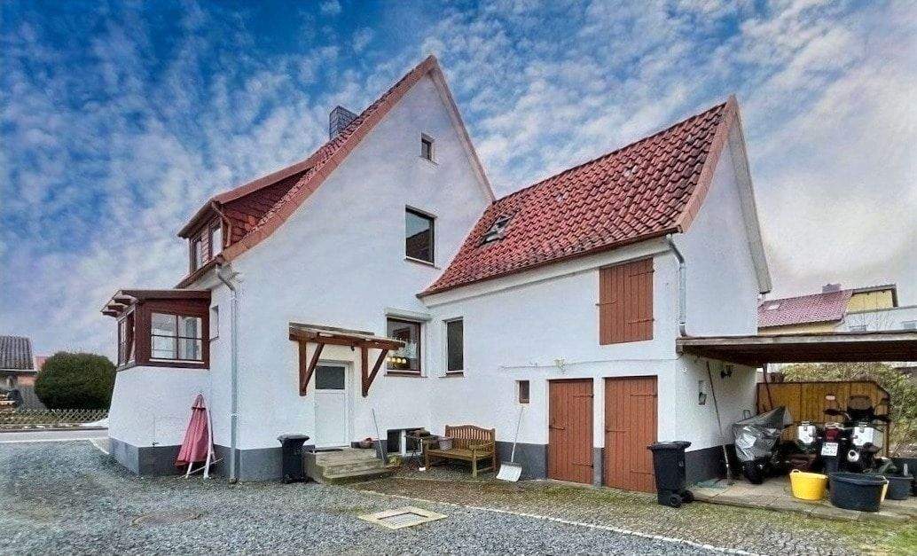 Immobilie in Katlenburg-Lindau - Gemütliches Einfamilienhaus mit Doppelcarport und großem Garten! - Bild 2