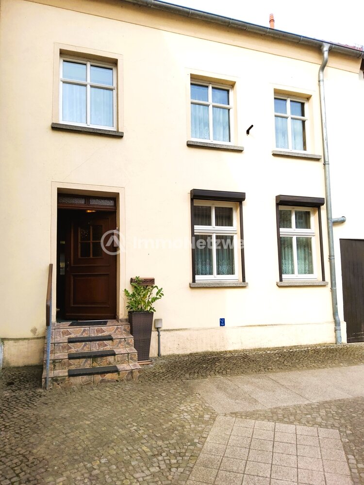 Reihenmittelhaus zum Kauf 80.000 € 4 Zimmer 110 m²<br/>Wohnfläche 190 m²<br/>Grundstück Wusterhausen Wusterhausen/Dosse 16868