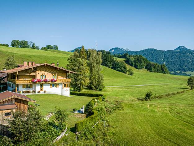 Mehrfamilienhaus zum Kauf 1.800.000 € 18 Zimmer 352 m² 1.626 m² Grundstück Kössen 6345