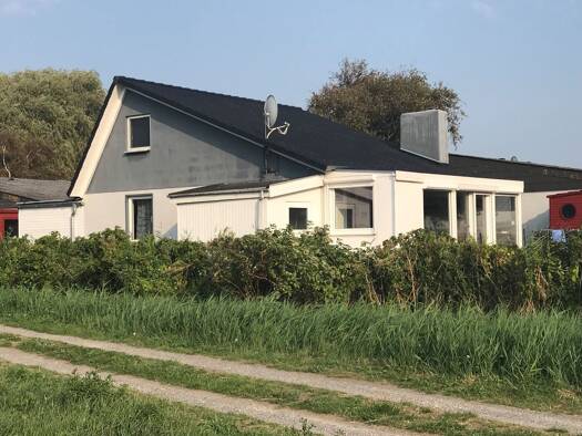Einfamilienhaus zum Kauf provisionsfrei als Kapitalanlage geeignet 238.500 € 3 Zimmer 450 m² Grundstück Eckwarden Butjadingen 26969