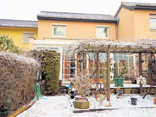 Reihenmittelhaus zum Kauf 450.000 € 4 Zimmer 105,5 m² 233 m² Grundstück Buckow Berlin 12349