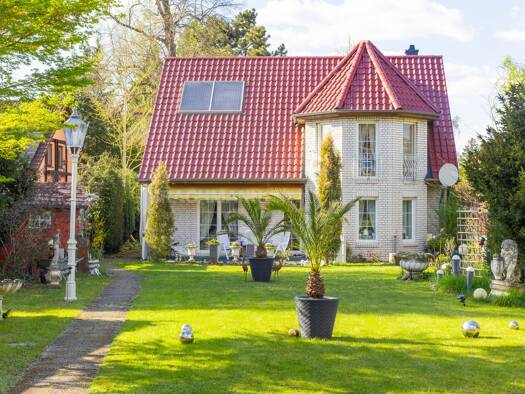 Einfamilienhaus zum Kauf 1.300.000 € 5 Zimmer 166 m² 1.151 m² Grundstück Lichterfelde Steglitz-Zehlendorf 12209