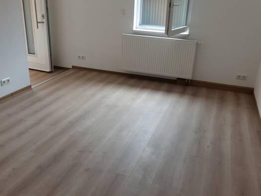Studio zur Miete 320 € 1,5 Zimmer 25 m² Geschoss -1/2 frei ab sofort Eltingshausen Oerlenbach 97714