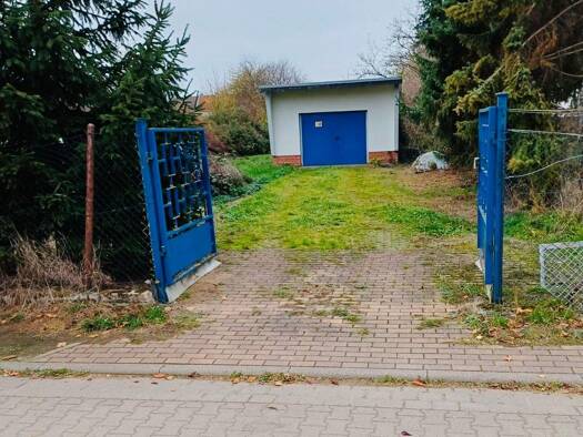 Grundstück zum Kauf 50.000 € 865 m² Grundstück frei ab sofort Weststraße 00 Güsten 39439