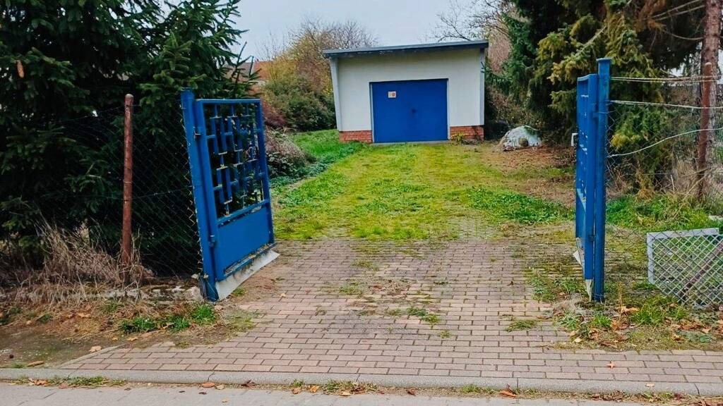 Grundstück zum Kauf 50.000 € 865 m² Grundstück frei ab sofort Weststraße 00 Güsten 39439