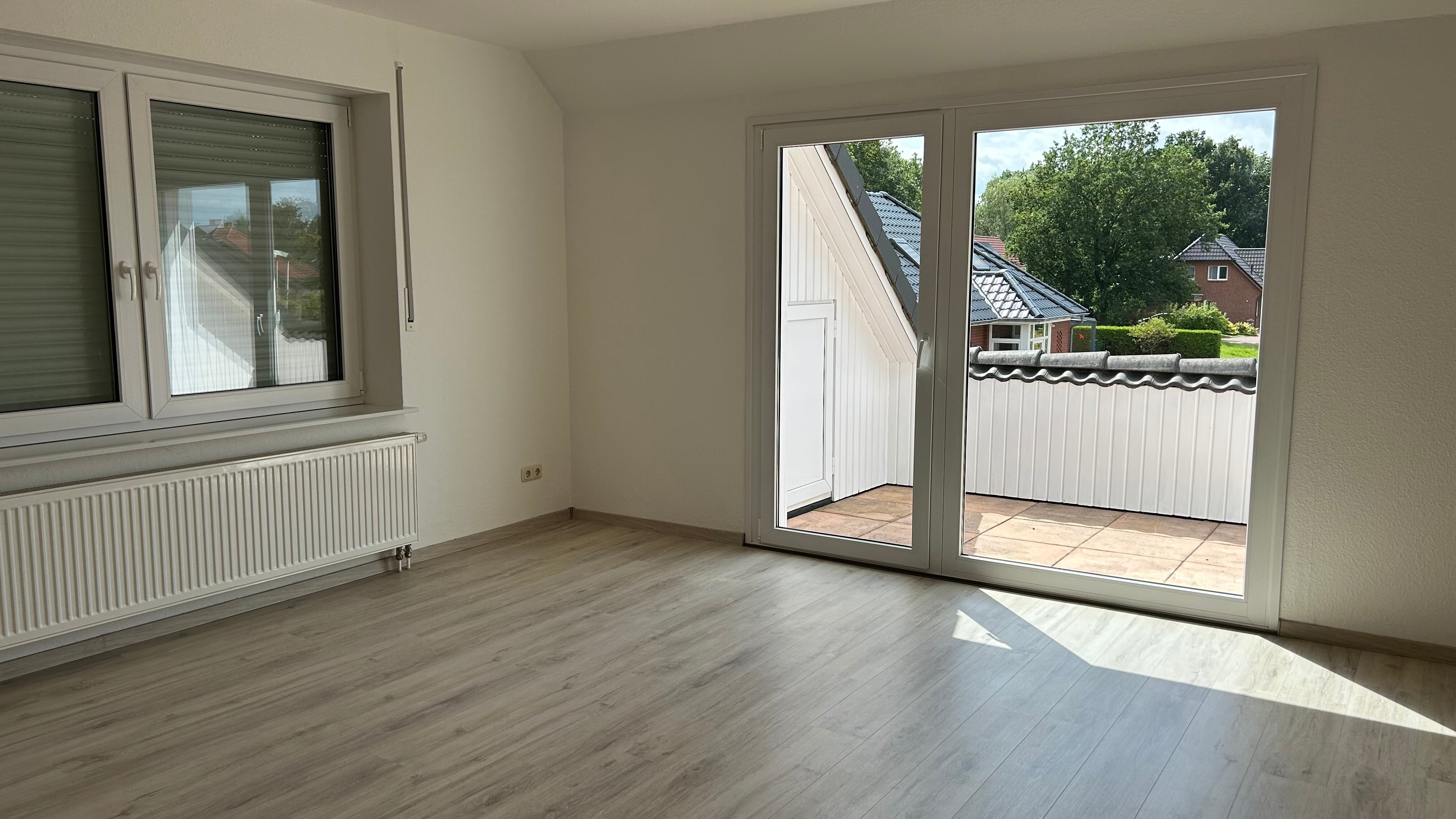 Wohnung zur Miete 600 € 3 Zimmer 72 m²<br/>Wohnfläche 1.<br/>Geschoss 01.12.2024<br/>Verfügbarkeit Cadenberge 21781