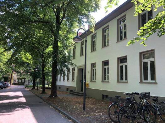 Wohnung zur Miete 345 € 2 Zimmer 44,7 m² EG frei ab 01.04.2026 Theodor-Roemer-Straße 2 Bernburg Bernburg (Saale) 06406