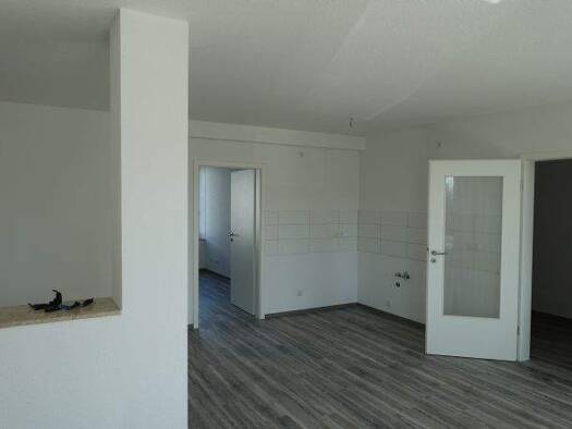Wohnung zur Miete 398 € 2 Zimmer 66,3 m² frei ab sofort Oechlitz Mücheln (Geiseltal) 06268