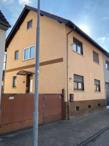 Haus zum Kauf 375.000 € 9 Zimmer 206,7 m² 485 m² Grundstück Kirrlach Waghäusel 68753