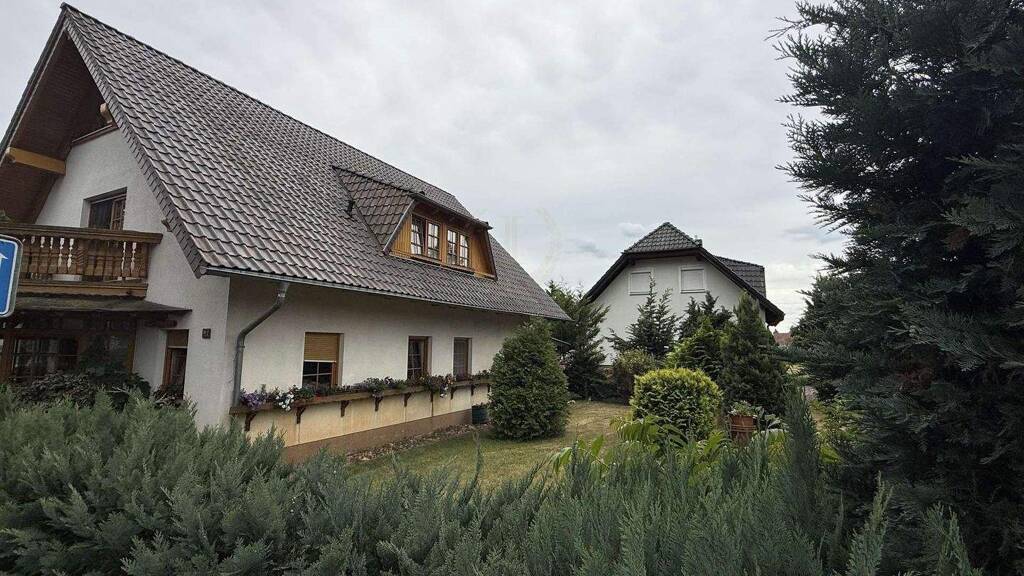 Einfamilienhaus zum Kauf 365.000 € 5 Zimmer 220 m² 1.068 m² Grundstück Luckau 15926