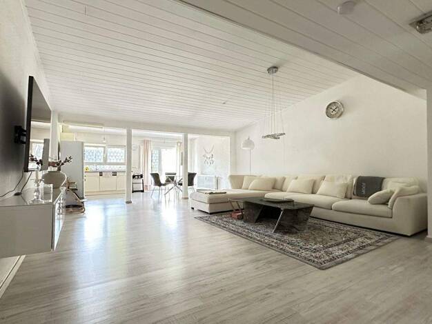 Wohnung zum Kauf 325.000 € 3 Zimmer 123 m² Gemmingen 75050