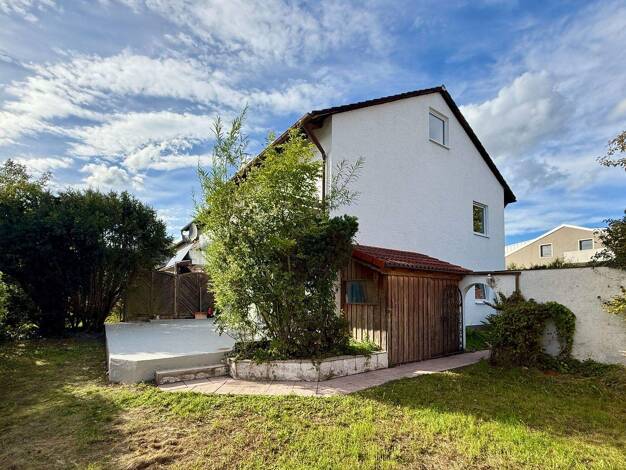 Reihenendhaus zur Miete 2.400 € 5 Zimmer 145 m² 396 m² Grundstück frei ab sofort Parsdorf 85599