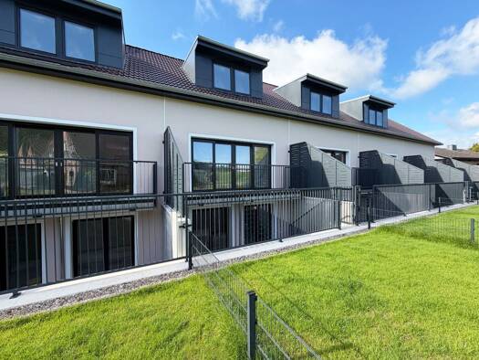 Reihenhaus zur Miete 2.150 € 4 Zimmer 138,1 m² frei ab 01.09.2026 Nahe 23866