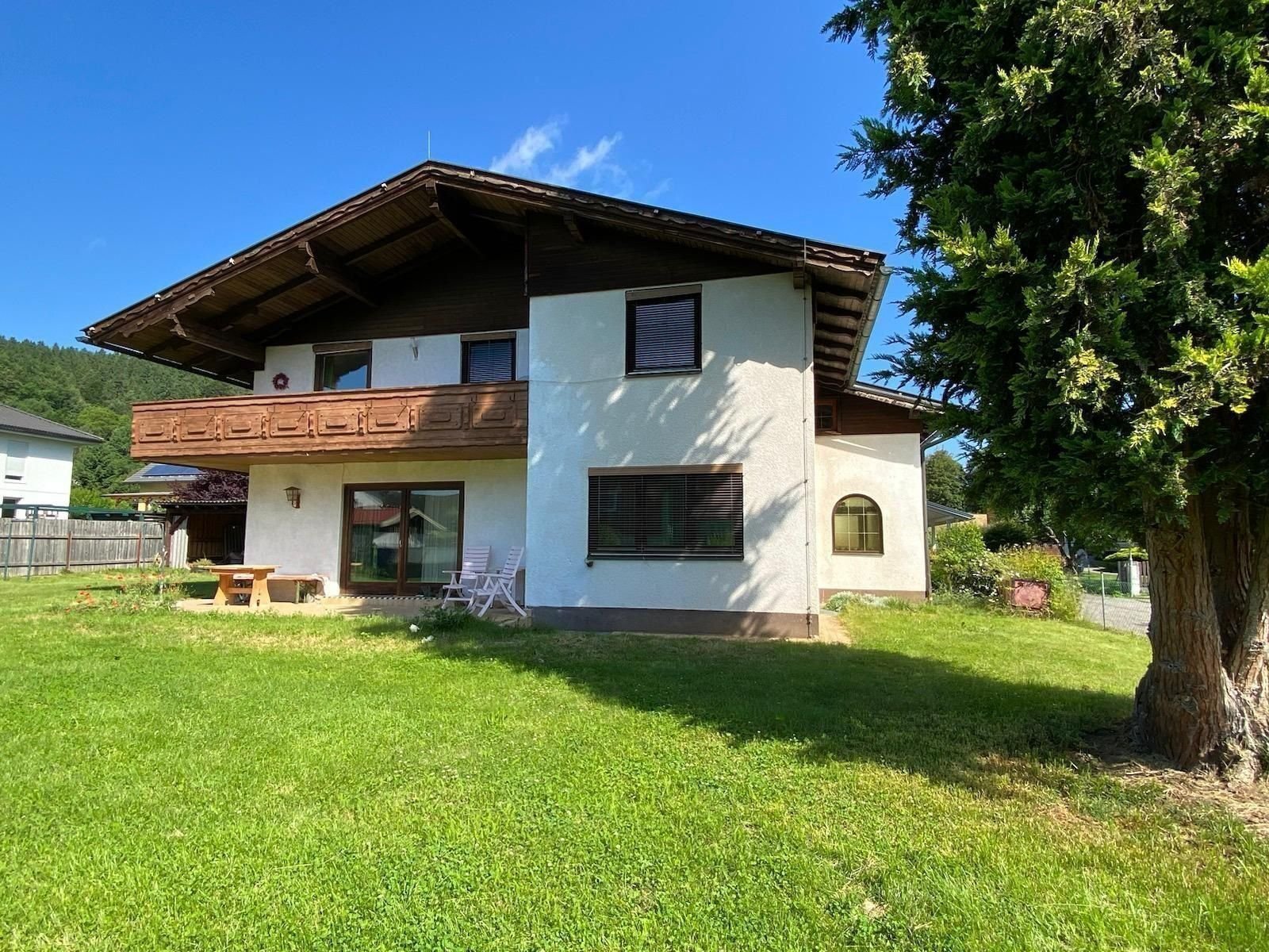 Einfamilienhaus zum Kauf 329.000 € 8 Zimmer 220 m²<br/>Wohnfläche 946 m²<br/>Grundstück Frauenstein 9311