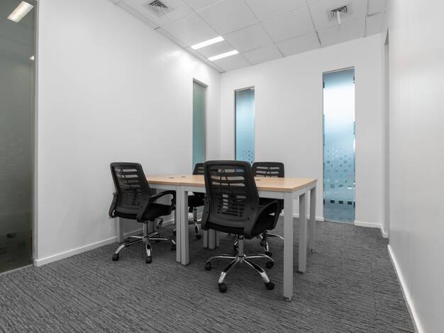 Bürofläche zur Miete provisionsfrei 3.099 € 110 m² Bürofläche teilbar von 45 m² bis 110 m² Unterföhring 85774