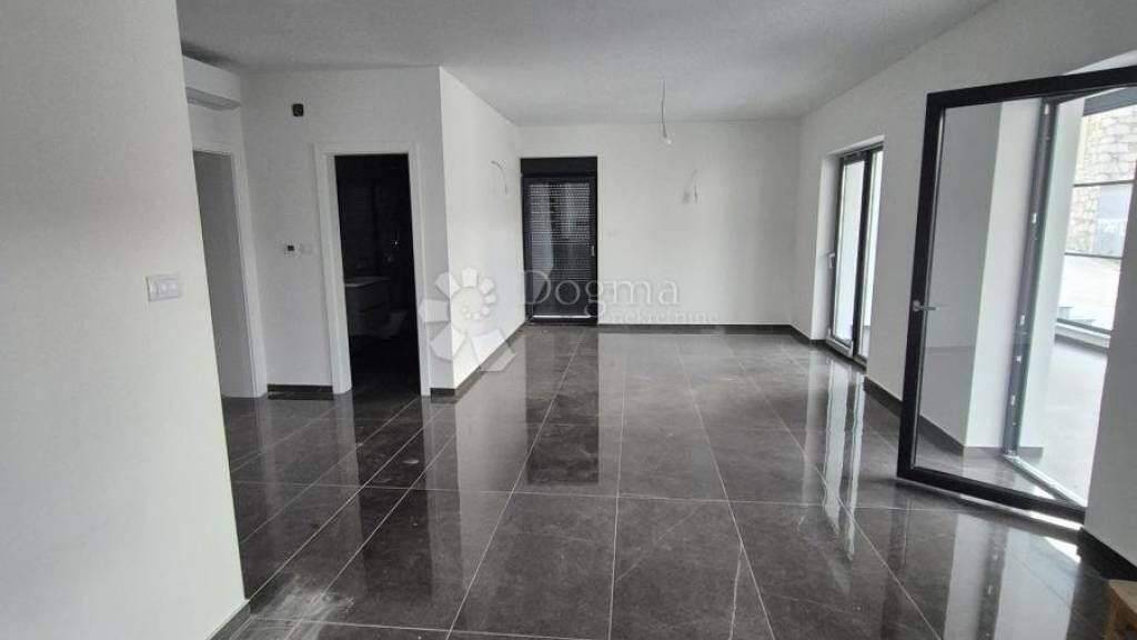 Wohnung zum Kauf 600.000 € 3 Zimmer 123 m² Tribunj