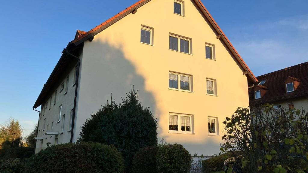 Wohnung zur Miete 340 € 2 Zimmer 49,1 m² 2. Geschoss frei ab 01.04.2026 Thälmannplatz Königsee Königsee-Rottenbach 07426