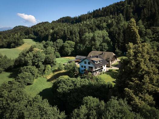 Haus zum Kauf 10 Zimmer 357,5 m² 177.788 m² Grundstück Hohenthurn 9701