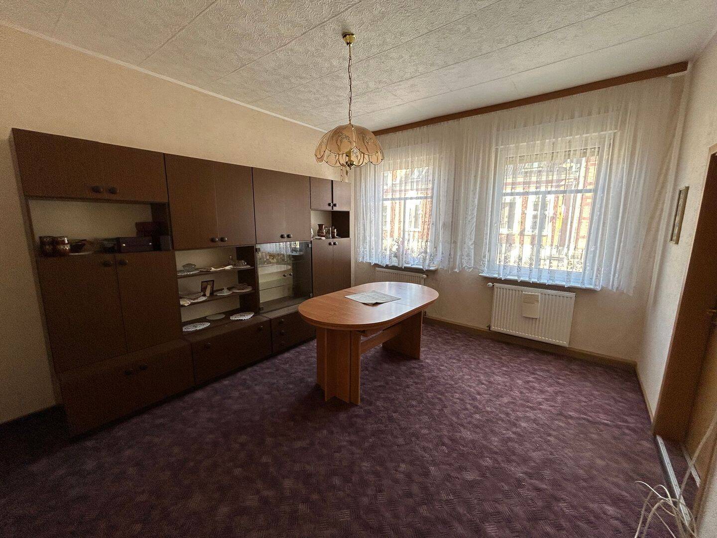 Immobilie in Osterburg (Altmark) - Backsteinhaus mit herrlichem Gartengrundstück ! - Bild 2