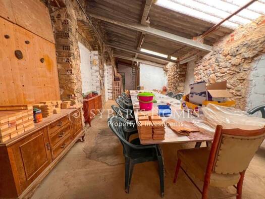Wohn- und Gewerbegrundstück zum Kauf 450.000 € Orba 03790