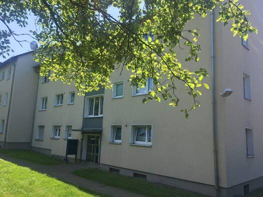 Wohnung zur Miete 621 € 4 Zimmer 86,3 m² 2. Geschoss Heiligenbergstraße 1 Kirchbauna Baunatal 34225