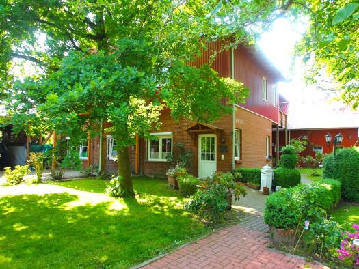 Haus zum Kauf 1.300.000 € 400 m² 17.000 m² Grundstück Klein Gladebrügge 23795