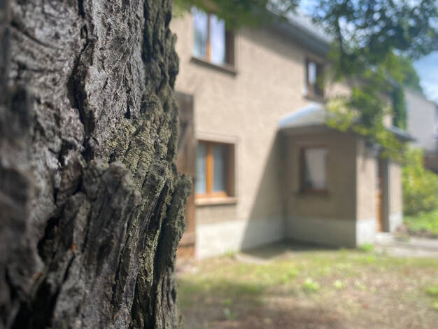 Einfamilienhaus zum Kauf 142.000 € 6 Zimmer 151,1 m² 1.410 m² Grundstück frei ab sofort Fischbach Arnsdorf 01477