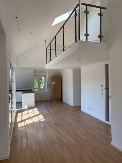 Wohnung zur Miete 4.113 € 4 Zimmer 137,1 m² Dachgeschoss, 2. Geschoss frei ab sofort Solln München 81479