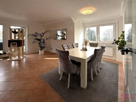 Wohnung zum Kauf 250.000 € 3 Zimmer 105 m² Dachgeschoss Neuwied 56567