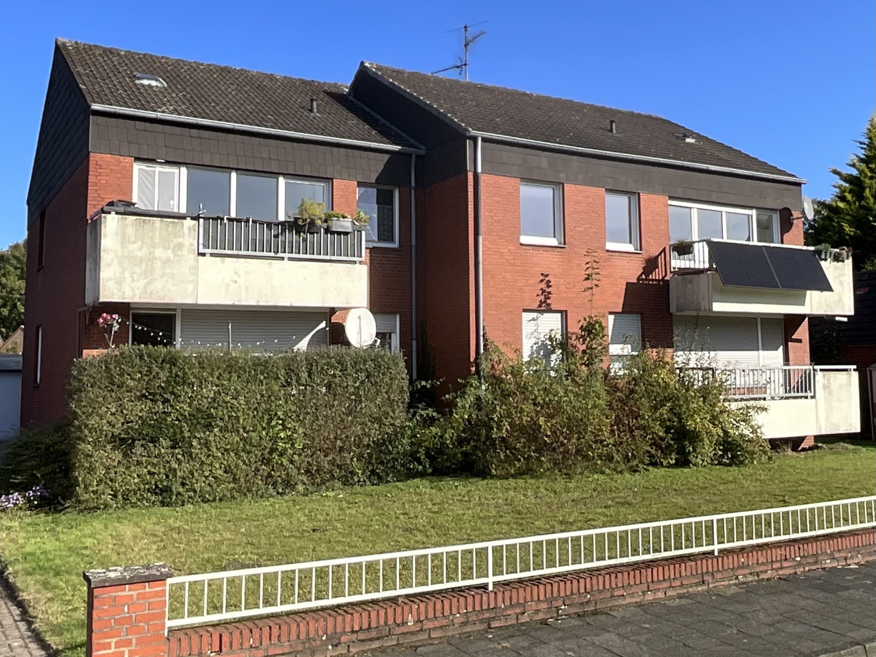 Mehrfamilienhaus zum Kauf 385.000 € 10 Zimmer 237,9 m²<br/>Wohnfläche 824 m²<br/>Grundstück Eschendorf - Süd Rheine 48429