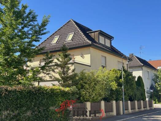 Mehrfamilienhaus zum Kauf 379.000 € 8 Zimmer 182 m² 286 m² Grundstück Eislingen Eislingen/Fils 73054