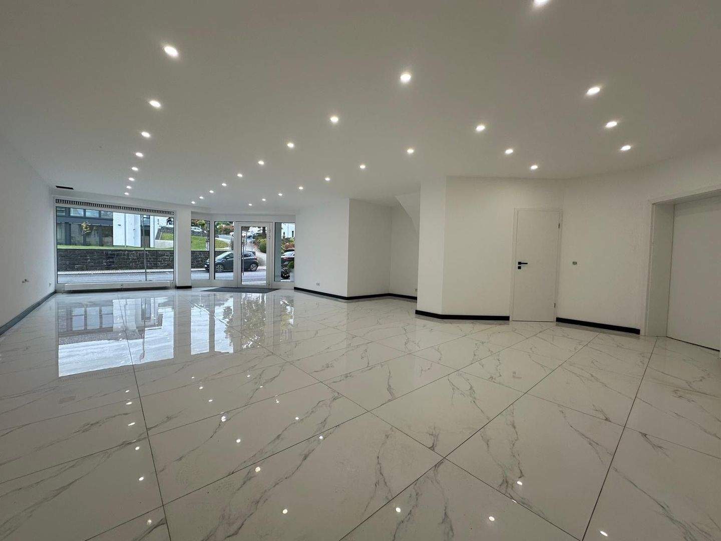 Immobilie in Rennerod - Vermietetes Mehrfamilienhaus mit hervorragender Rendite von Faktor 13,8. Ideal für Kapitalanleger! - Bild 4