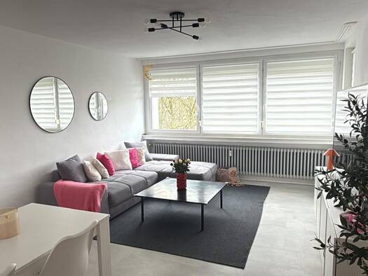 Wohnung zur Miete 1.045 € 4 Zimmer 86 m² Geschoss 3/3 frei ab 01.09.2026 Steinbüchel Leverkusen 51377