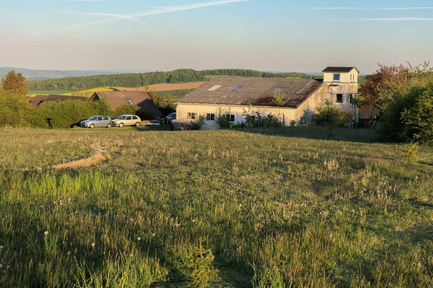 Immobilie in Moringen - Seltene Gelegenheit; Grundstück mit Flughangar und Wohnung! - Bild 0