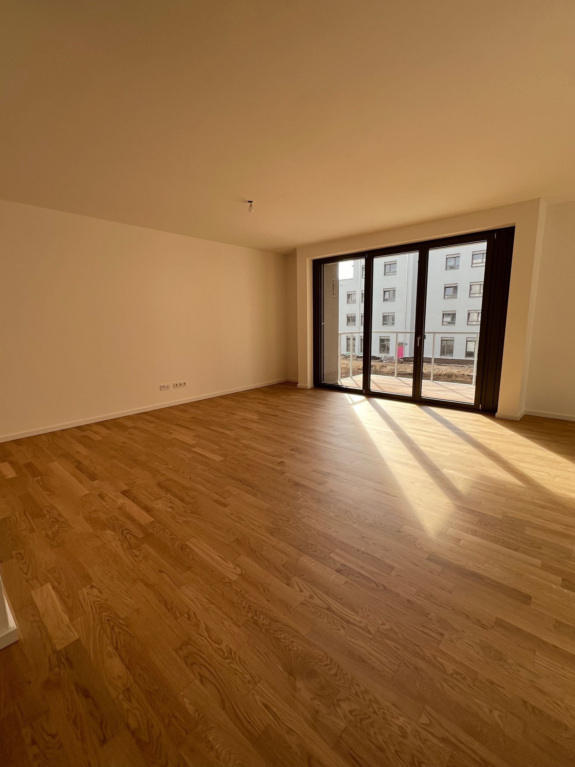 Wohnung zur Miete 1.130 € 3 Zimmer 79,3 m²<br/>Wohnfläche 1.<br/>Geschoss 15.11.2024<br/>Verfügbarkeit Rosa-Kempf-Straße 8 Kasernen West Bamberg 96052