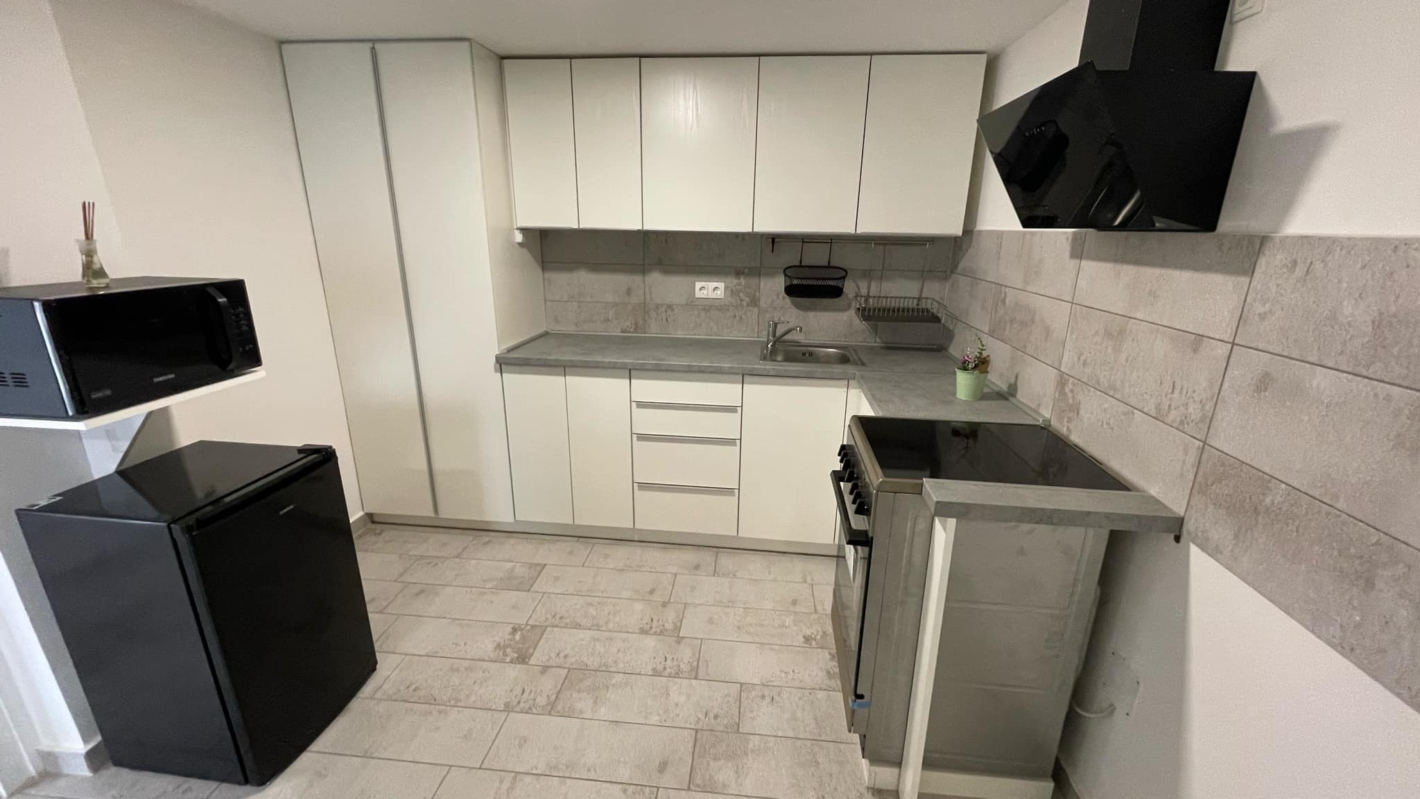 Studio zur Miete 590 € 3 Zimmer 87 m²<br/>Wohnfläche EG<br/>Geschoss Marcali