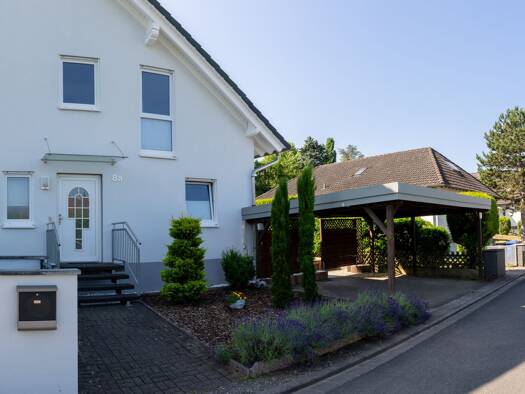 Doppelhaushälfte zum Kauf 578.000 € 6 Zimmer 156 m² 244 m² Grundstück frei ab 01.10.2025 Ober-Saulheim Saulheim 55291