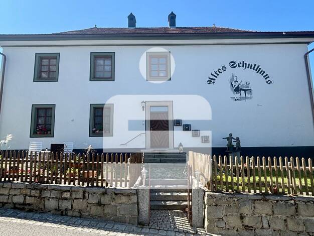 Mehrfamilienhaus zum Kauf 380.000 € 8 Zimmer 258,3 m² 602 m² Grundstück Nottau Obernzell 94130